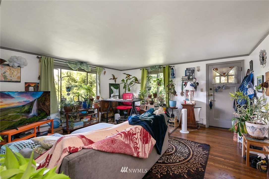 Capitol Hill Home B